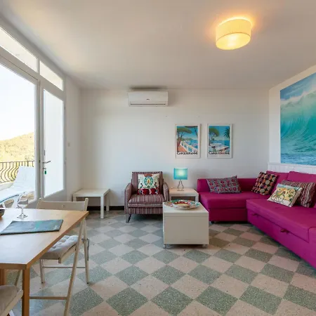 Chantelyre-2 By Interhome Apartmán *